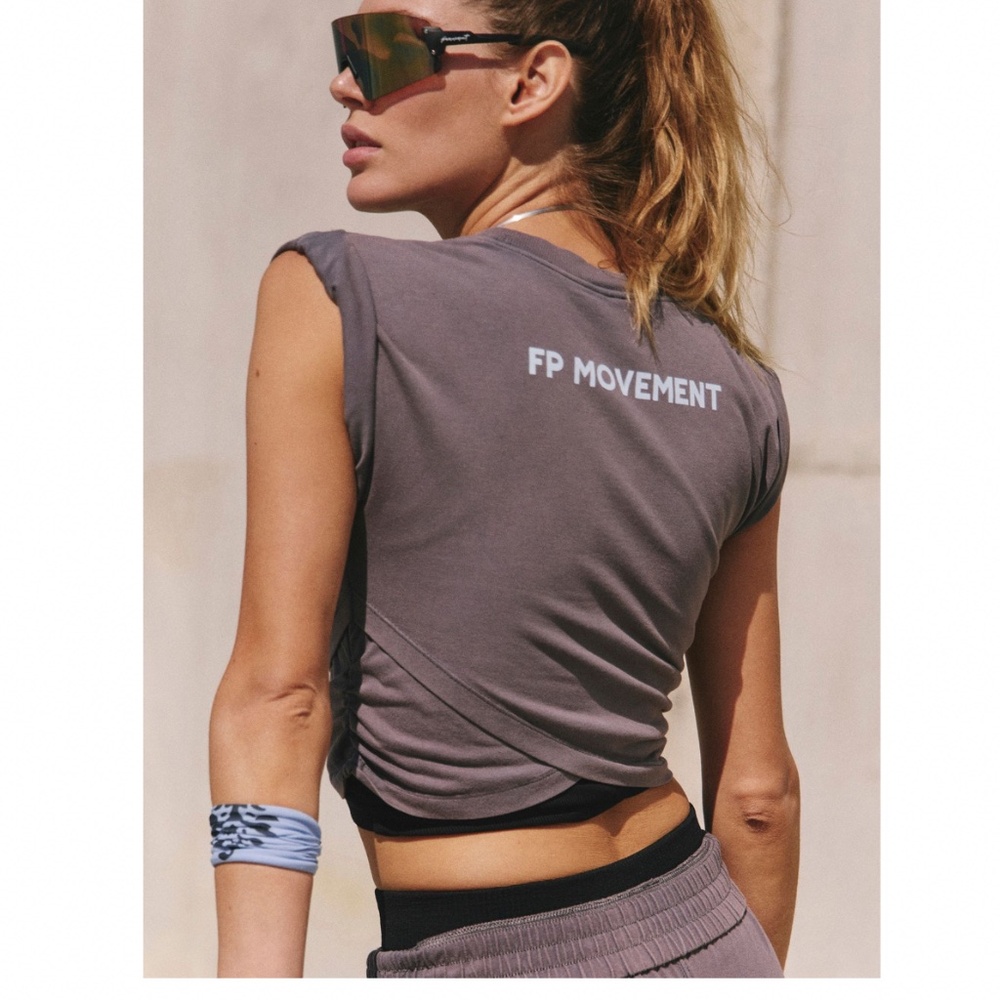 FP Movement by Free People Hot Shot Crossover Set in Dark Shadow in Various NWT - Picture 5 of 11